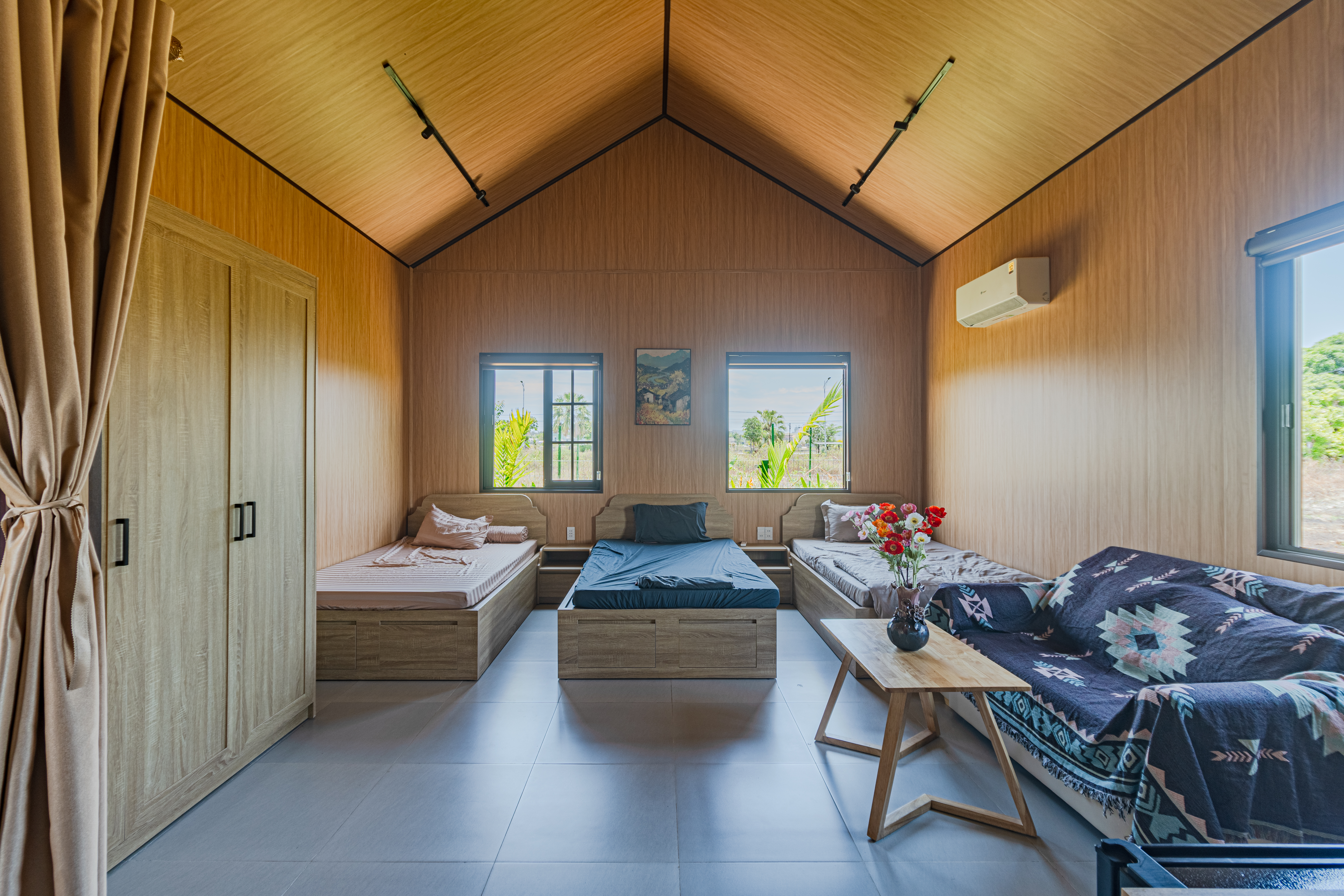 Red Mountain lifestyle 4