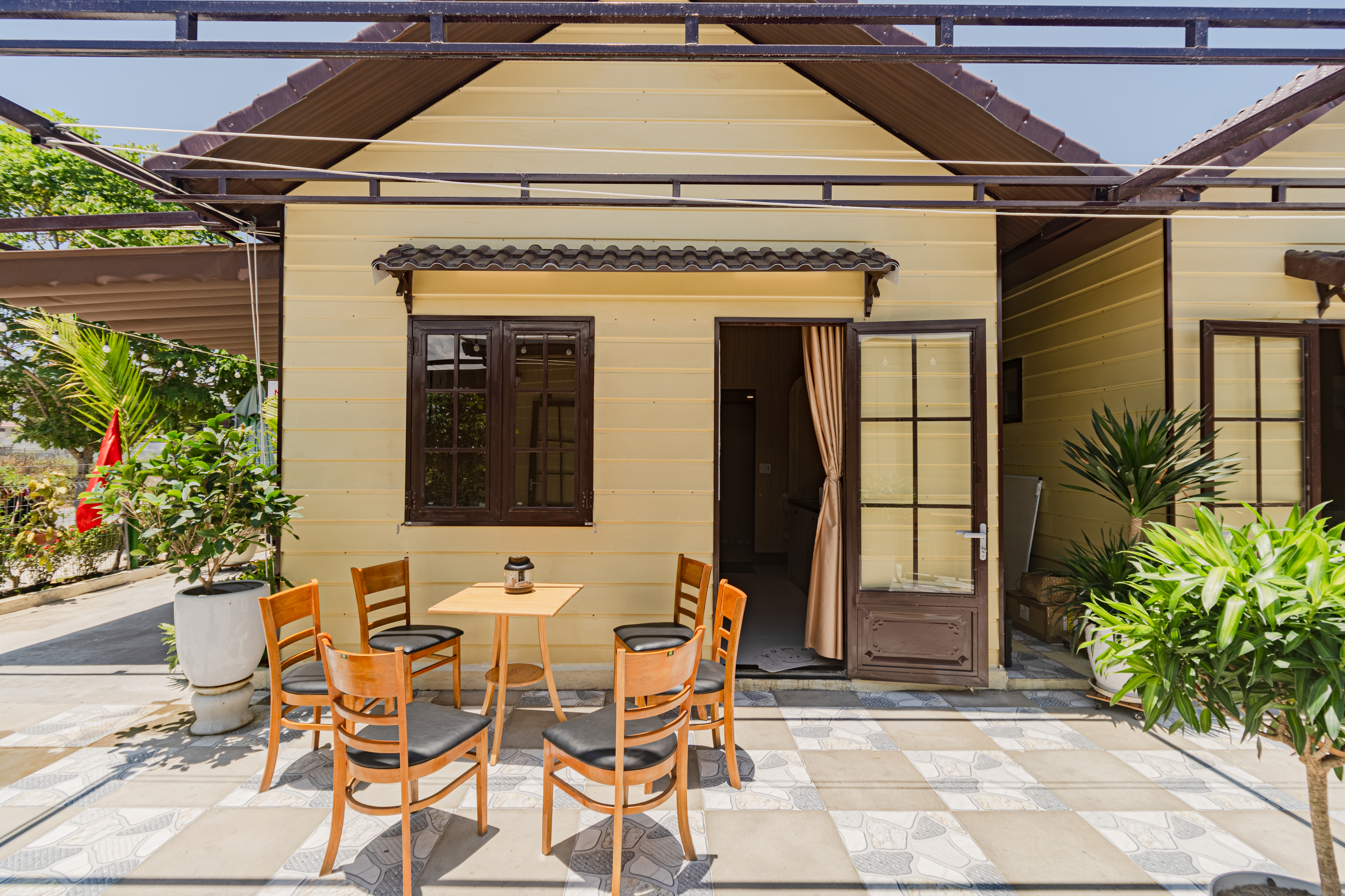 Garden Studio Interior 1