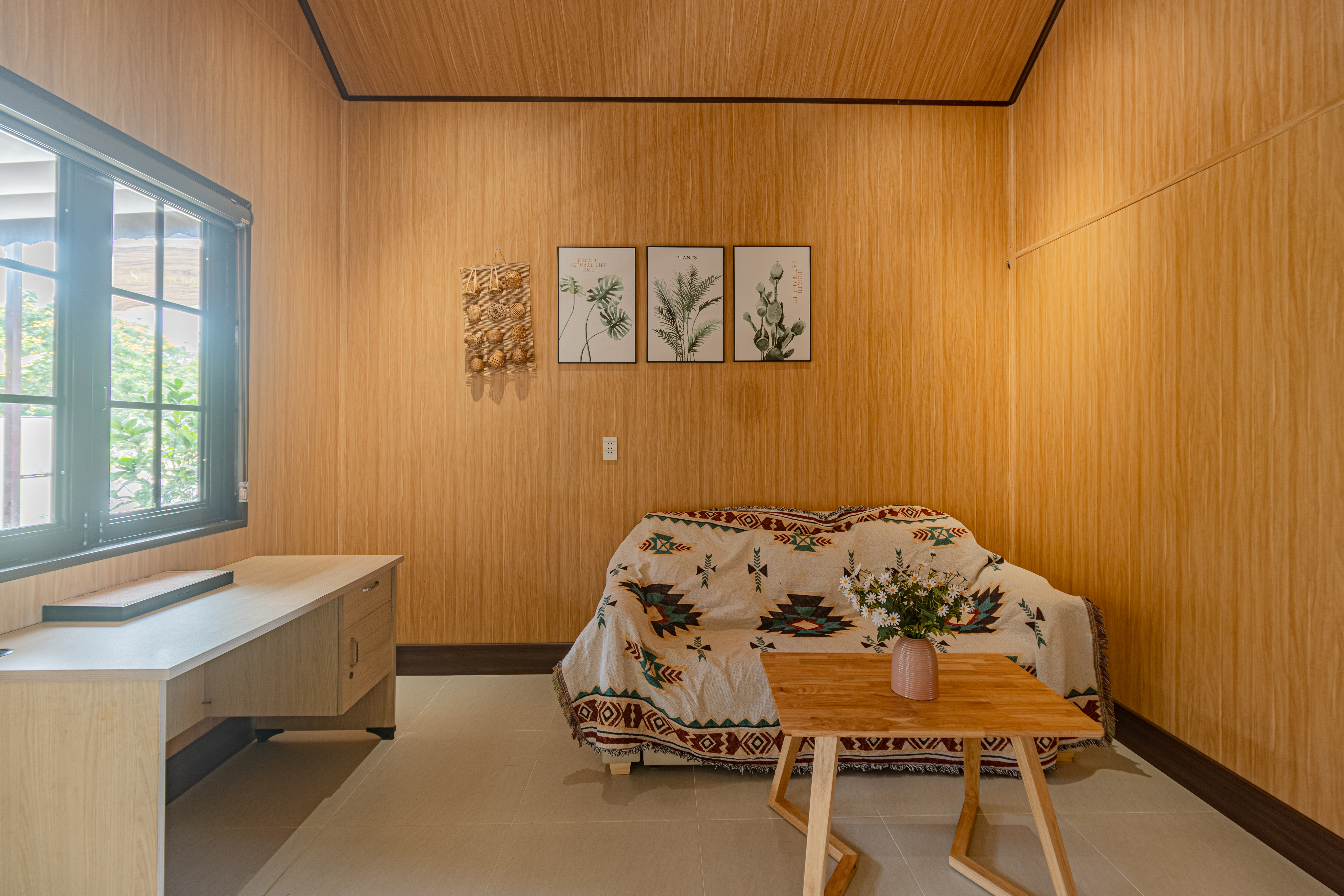 Garden Studio Interior 6
